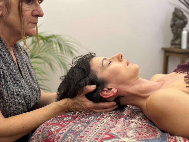 Massage ayurvédique du crâne Shirotchampi  – Le Monde Sensible Montpellier